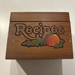 Vintage Wood Recipe Box Hinged Lid Apple Decor 1970s RECIPES Relief Carving